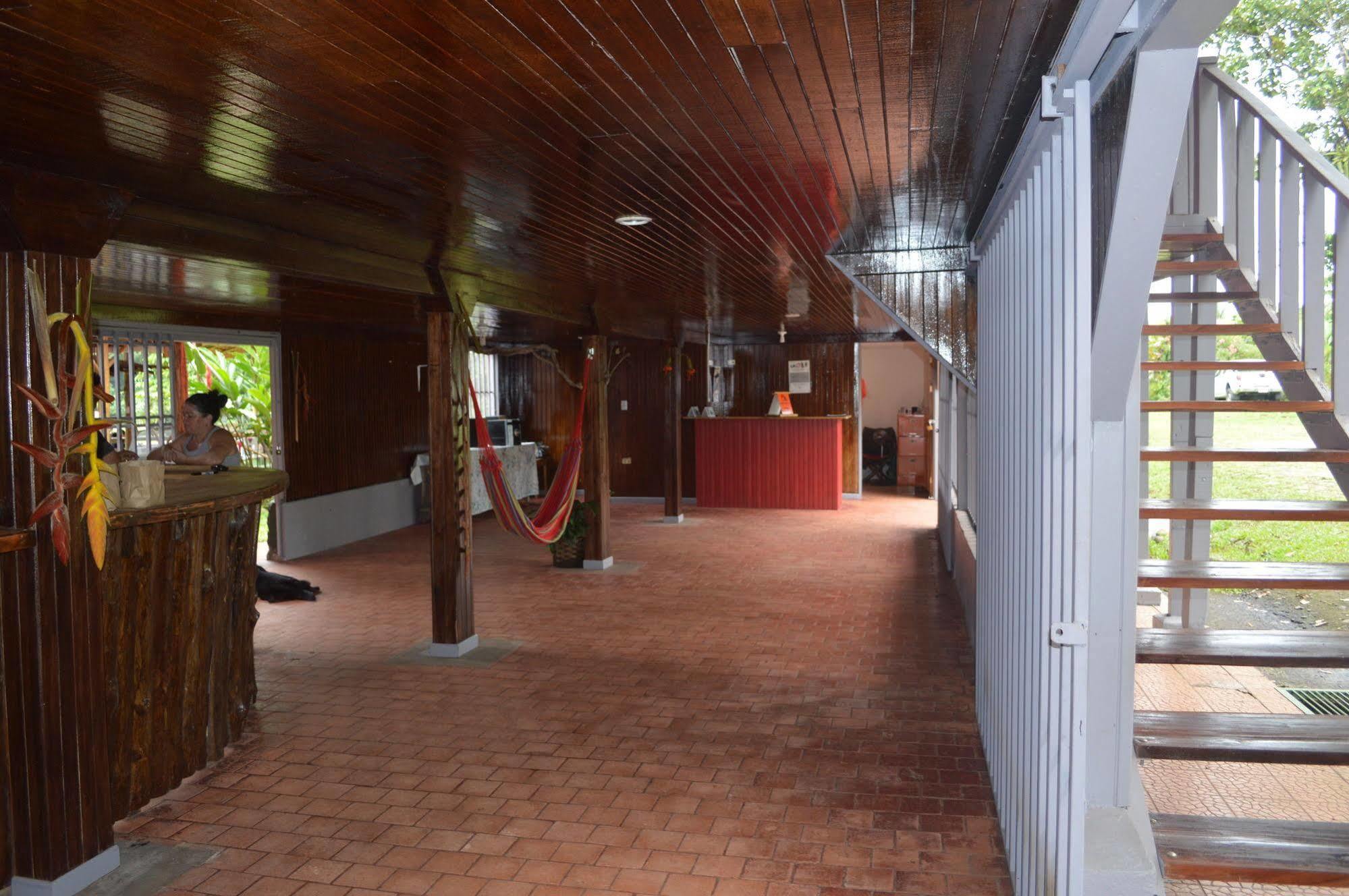 Islas Del Rio Hostel Tirimbina Exterior photo